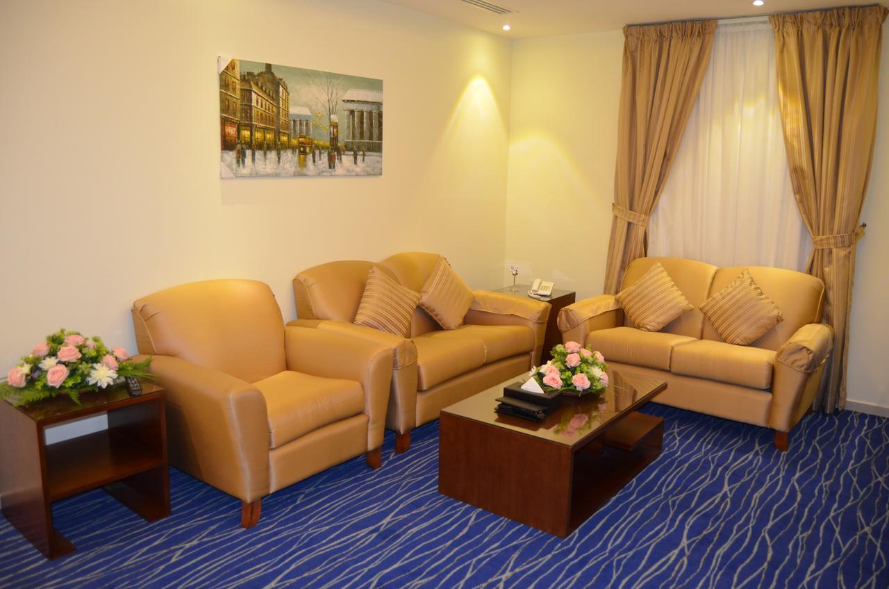 Tamaya Hotel Ал Хубар Екстериор снимка
